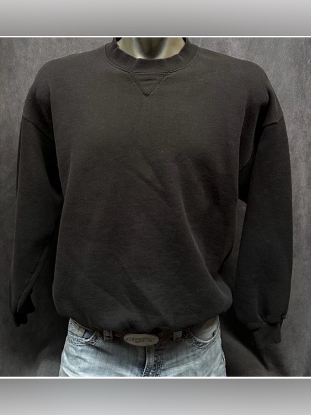 vintage 90s faded black sweatshirt Men’s XL discus athletic